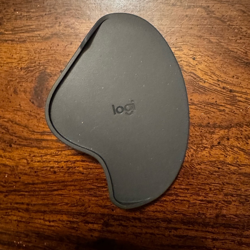 Logitech Black Ergonomic Mouse Pad